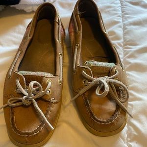Women’s sperrys